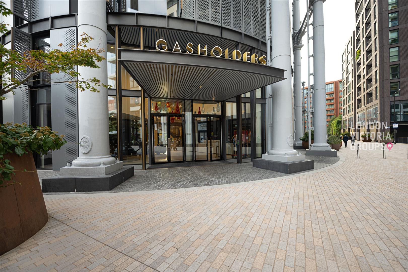 Gasholders Building, 1 Lewis Cubitt Square, London